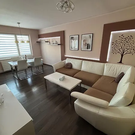 Place, Podbreziny Apartament